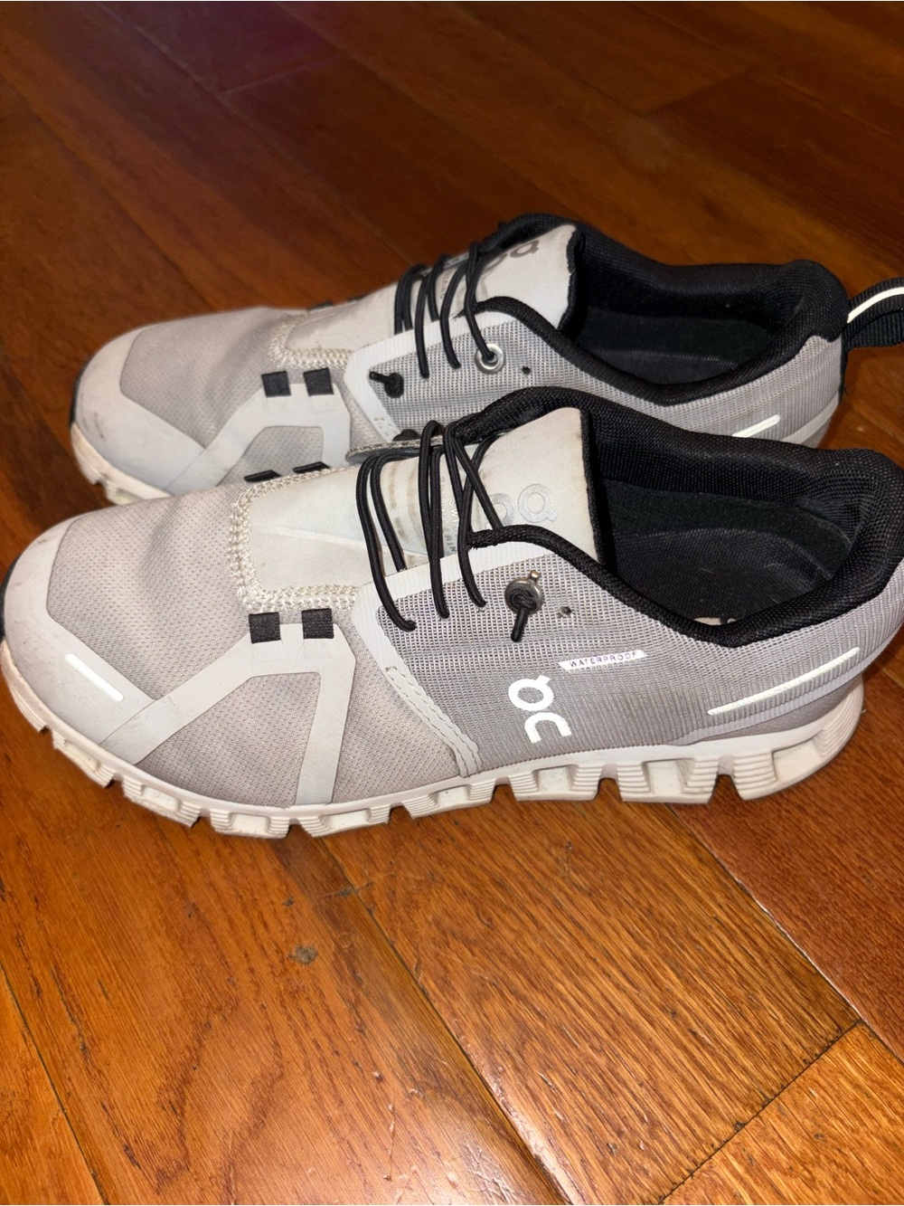 On Cloud 5 Waterproof Women’s Shoes